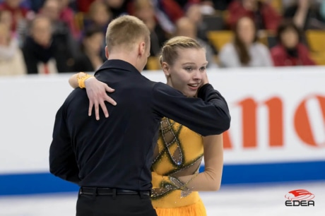 Ice Gallery Skates U.S.